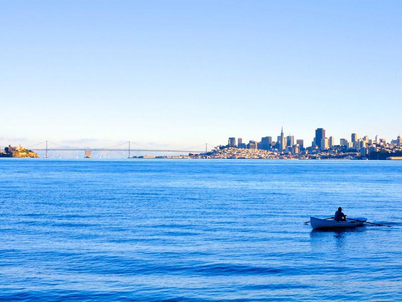 百年孤独<br>btozrgo.cn 马孔多雨季